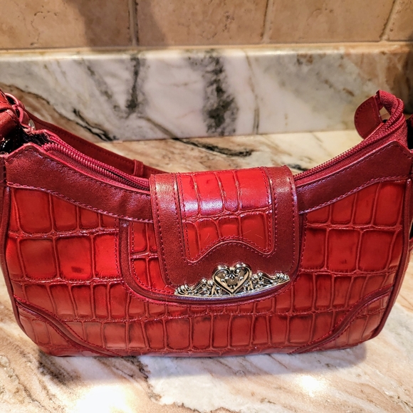 M C Red Leather Shoulder Handbag - Picture 5 of 9